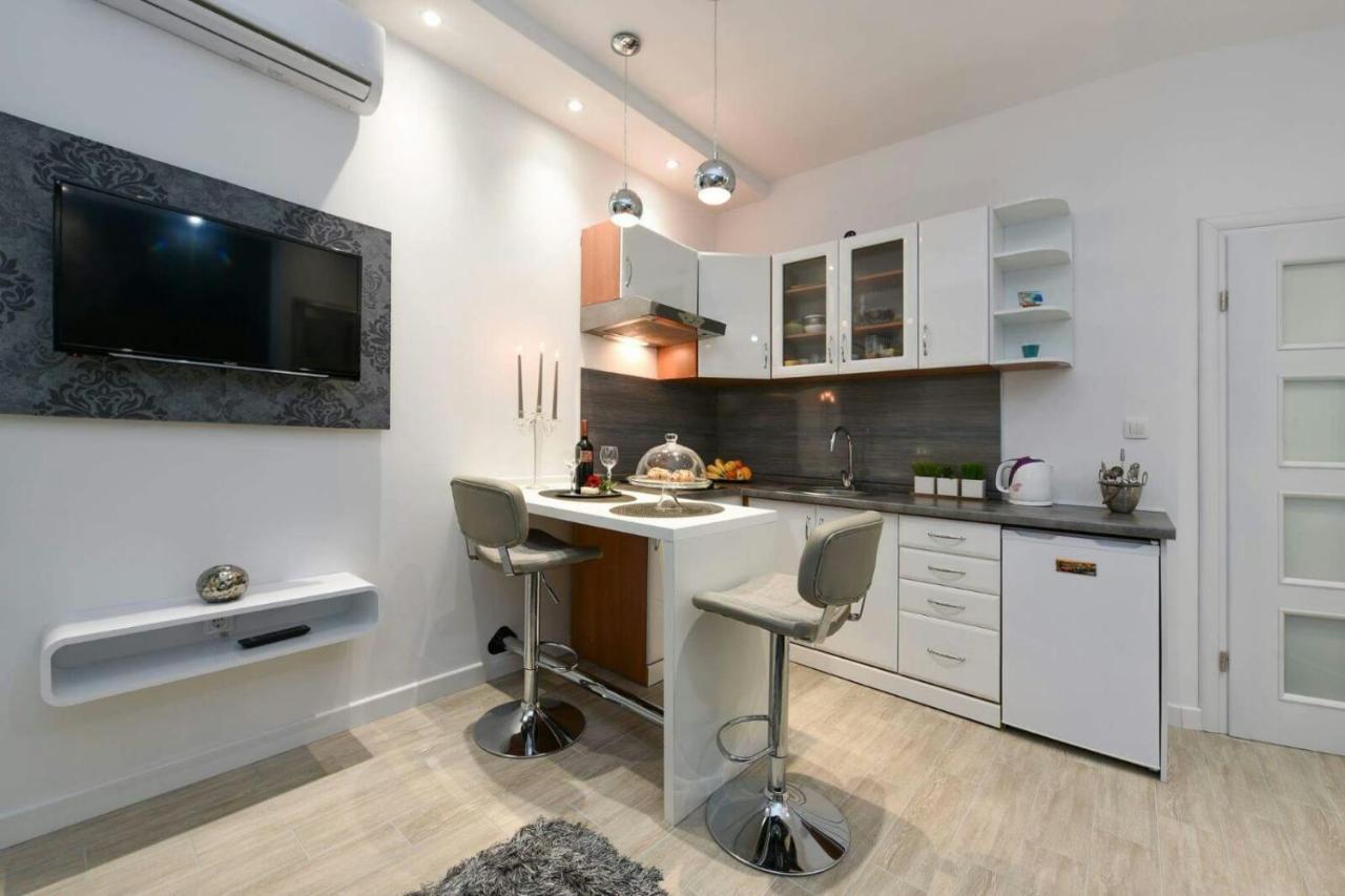 G&T Apartment ซาดาร์ ภายนอก รูปภาพ