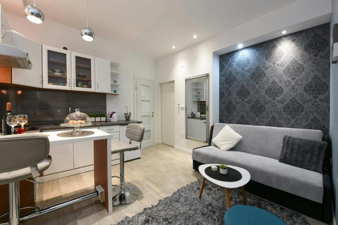 G&T Apartment ซาดาร์ ภายนอก รูปภาพ
